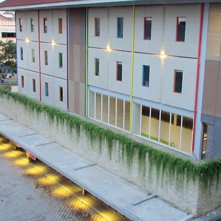 Urban Styles Hitz Kuta Kuta Lombok Exterior foto
